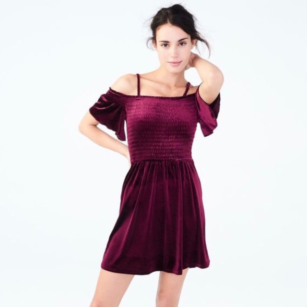 Aeropostale | Off The Shoulder Velvet Dress Small